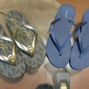 Bundle of 2 pairs of flip flops..one price..Nwot